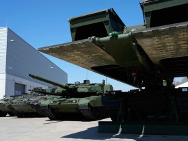 Alemanha compra 40% da maior fabricante de tanques da Europa - DR