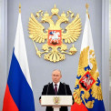 Putin acusa NATO de se preparar para guerra contra a R&uacute;ssia