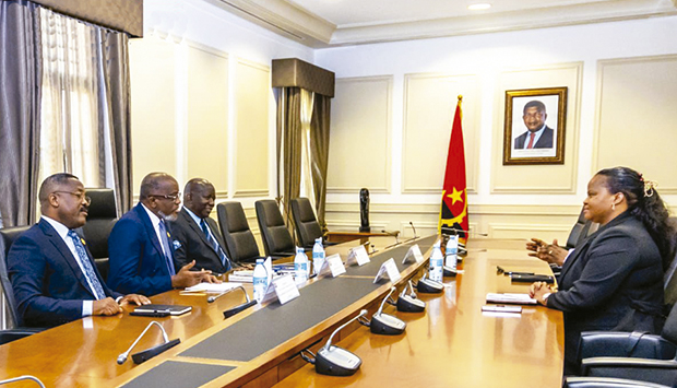 Encontro entre direc&ccedil;&otilde;es dos grupos parlamentares do MPLA e da UNITA 