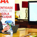 Ministro da Cultura no acto de registo na plataforma 