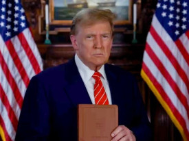 Supremo rejeita plano de Trump para retirar cidadania a filhos de migrantes - DR