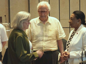 Embaixadora angolana em Portugal, Maria de Jesus (&agrave; dir.) - DR