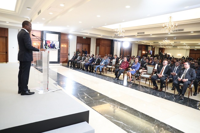 Assembleia Nacional apresentou o Pr&eacute;mio de Estudos Parlamentares "26 de Novembro"