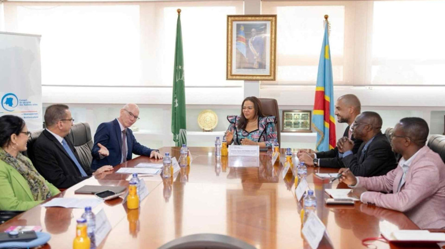 
Governo da RDC e MONUSCO discutem processo de paz e resposta ao &Eacute;bola
