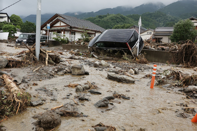 Chuvas fortes fustigam oeste do Jap&atilde;o