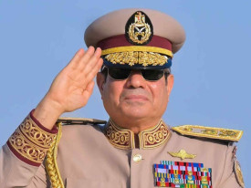 Presidente do Egipto inaugura quartel-general militar "Octagon" - DR