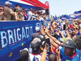 Selec&ccedil;&atilde;o de Cabo Verde recebida em apoteose - DR