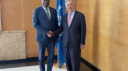 Ministro das Rela&ccedil;&otilde;es Exteriores, T&eacute;te Ant&oacute;nio, reuniu-se com o Secret&aacute;rio-geral da ONU, Ant&oacute;nio Guterres, em Genebra (Su&iacute;&ccedil;a)