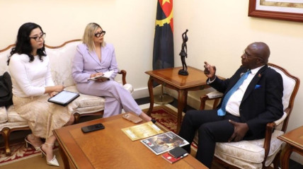 Ministro das Rela&ccedil;&otilde;es Exteriores destaca projec&ccedil;&atilde;o internacional de Angola