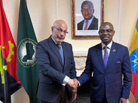 Embaixadores de Angola e de Espanha  - DR