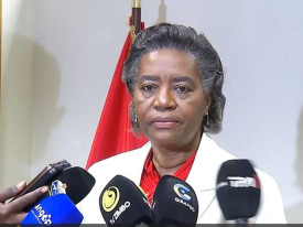 Ministra da Ac&ccedil;&atilde;o Social, Fam&iacute;lia e Promo&ccedil;&atilde;o da Mulher - Rede Girassol 