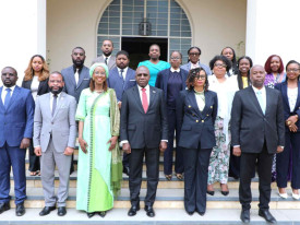 Ministro T&eacute;te Ant&oacute;nio recebeu Miss&atilde;o da Uni&atilde;o Africana  - MIREX