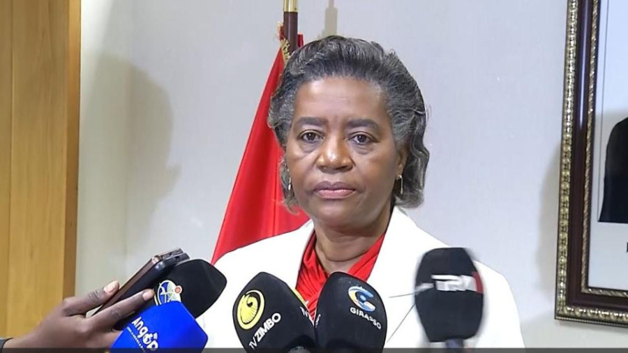 Ministra da Ac&ccedil;&atilde;o Social, Fam&iacute;lia e Promo&ccedil;&atilde;o da Mulher