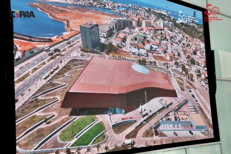 Sal&atilde;o Protocolar na Nova Marginal de Luanda