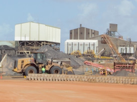 Min&eacute;rios pesados para China retidos no porto de Chongoene em Mo&ccedil;ambique - DR