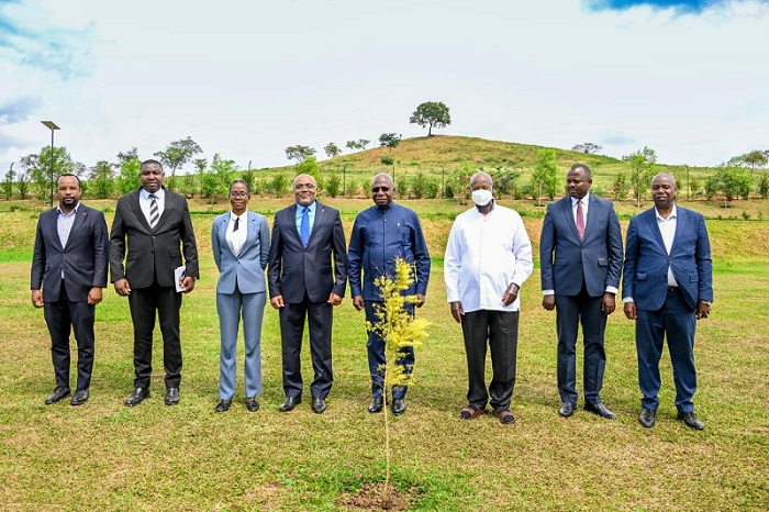 Presidente da Rep&uacute;blica, Jo&atilde;o Louren&ccedil;o, enviou mensagem ao seu hom&oacute;logo do Uganda, Yoweri Museveni (3&ordm; a dir.)