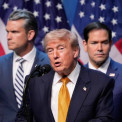 Trump amea&ccedil;a destruir centrais el&eacute;ctricas e pontes do Ir&atilde;o caso rejeite acordo