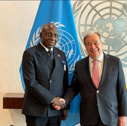 Ministro das Rela&ccedil;&otilde;es Exteriores de Angola, T&eacute;te Ant&oacute;nio, reuniu-se com Secret&aacute;rio-Geral das Na&ccedil;&otilde;es Unidas, Ant&oacute;nio Guterres