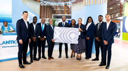 Lan&ccedil;amento do primeiro cart&atilde;o de d&eacute;bito Visa em Angola 