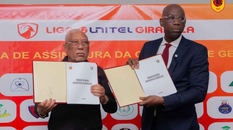 Assinatura de contrato entre a FAF e ANCAF