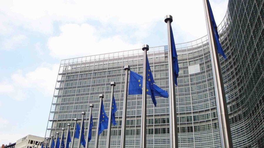 Comiss&atilde;o Europeia questiona inten&ccedil;&atilde;o da FIFA para privatizar direitos dos Mundiais