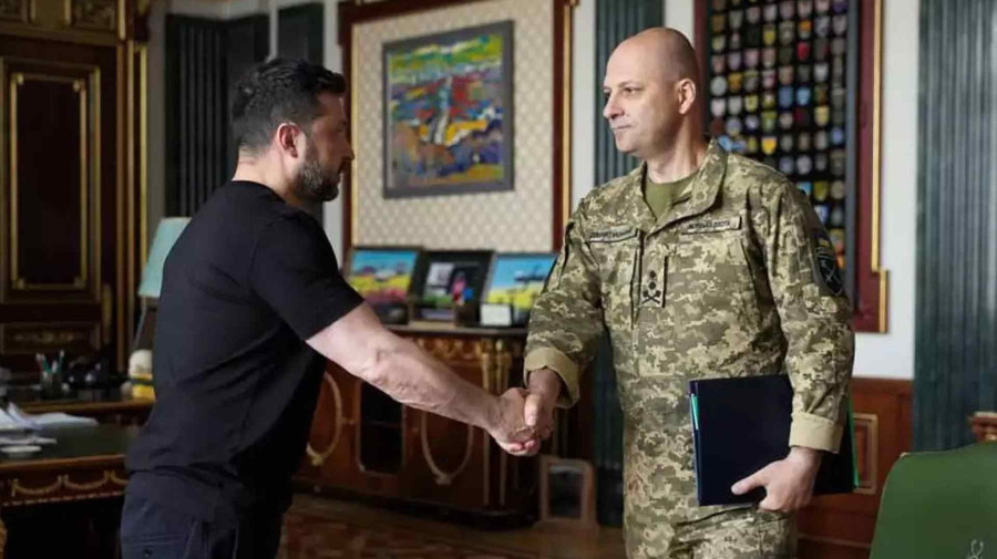 Novo chefe do Ex&eacute;rcito ucraniano debate estrat&eacute;gia militar com a NATO