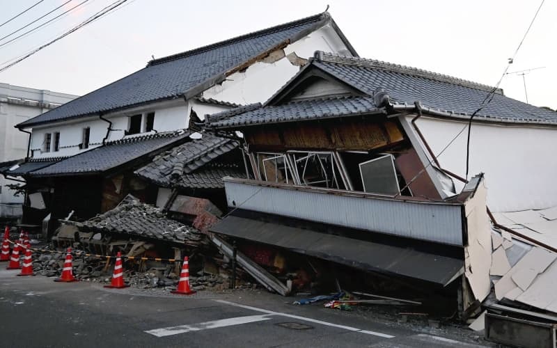 Sobe para 18 o n&uacute;mero de mortos no sismo que atingiu sudoeste do Jap&atilde;o