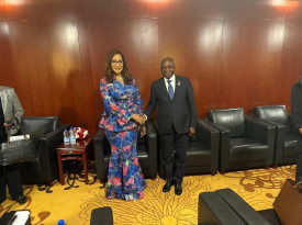 Ministro das Rela&ccedil;&otilde;es Exteriores, T&eacute;te Ant&oacute;nio, reuniu-se com ministra dos Neg&oacute;cios Estrangeiros da Nig&eacute;ria, Bianca Odumegwu-Ojukwu - MIREX