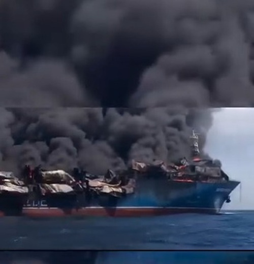Ir&atilde;o afirma ter atingido petroleiros sob escolta a&eacute;rea dos EUA