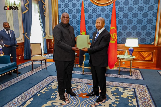 Presidente da Rep&uacute;blica, Jo&atilde;o Louren&ccedil;o, recebeu mensagem do seu hom&oacute;logo da G&acirc;mbia, Adama Barrow