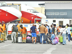 Passageiros em Angola - DR