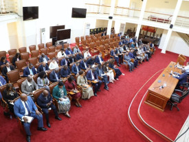 Ministro das Rela&ccedil;&otilde;es Exteriores, T&eacute;te Ant&oacute;nio, orientou, em Luanda, reuni&atilde;o com o corpo diplom&aacute;tico africano acreditado em Angola - MIREX