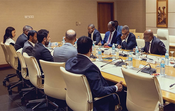 Delega&ccedil;&otilde;es de Angola e do Sultanato de Om&atilde;