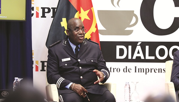 Comiss&aacute;rio-chefe Orlando Paulo Bernardo, segundo comandante &ndash;geral da Pol&iacute;cia Nacional