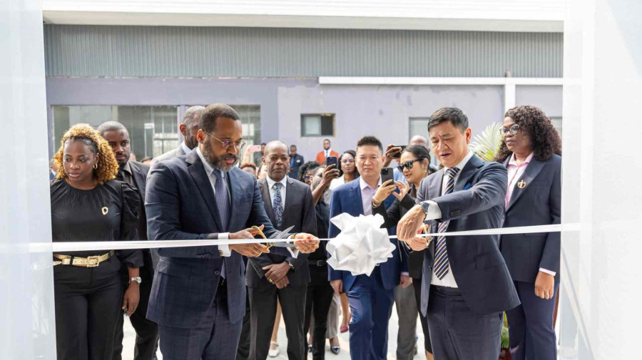 Ministro inaugura infra-estrutura de servi&ccedil;os de justi&ccedil;a 