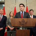Canad&aacute; anuncia tarifas retaliat&oacute;rias at&eacute; 50% contra os Estados Unidos
