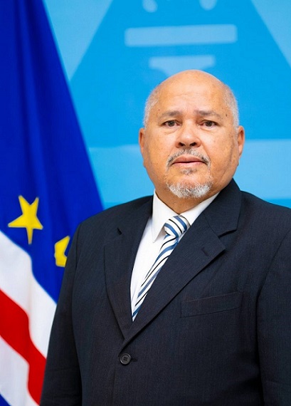 Ministro dos Neg&oacute;cios Estrangeiros, Comunidades e Defesa Nacional de Cabo Verde, Manuel da Rosa