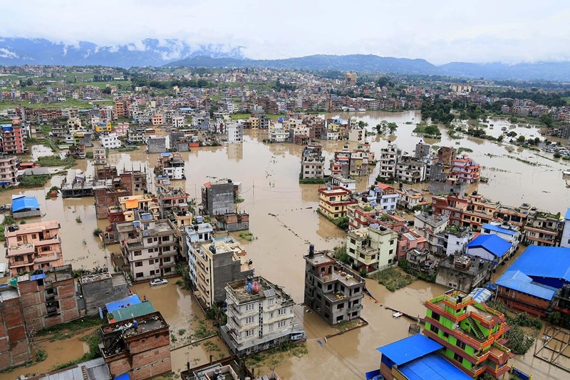 Sobe para 469 o n&uacute;mero de mortos nas inunda&ccedil;&otilde;es no Nepal 