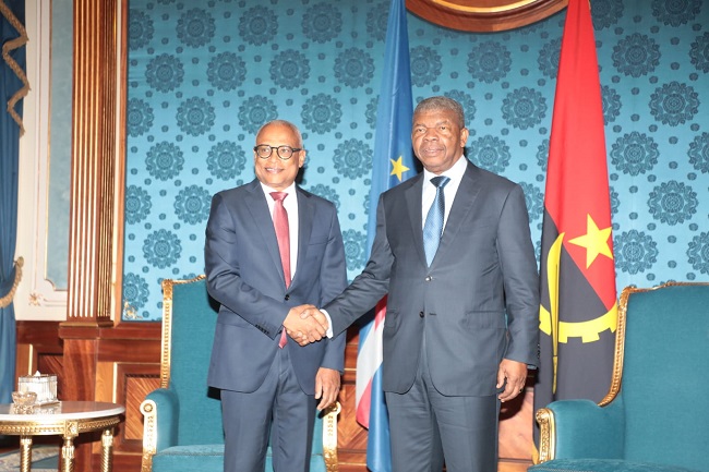 Presidente da Rep&uacute;blica, Jo&atilde;o Louren&ccedil;o, encontra-se com o seu hom&oacute;logo de Cabo Verde, Jos&eacute; Maria Neves