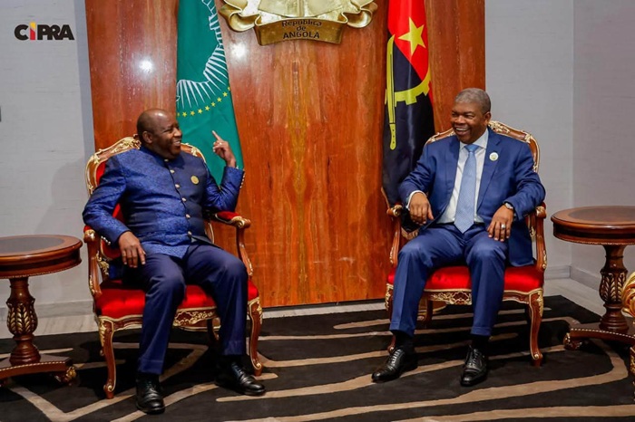 Presidente da Rep&uacute;blica, Jo&atilde;o Louren&ccedil;o, reuniu-se com o seu hom&oacute;logo do Burundi e Presidente em exerc&iacute;cio da Uni&atilde;o Africana, Evariste Ndayishimiye