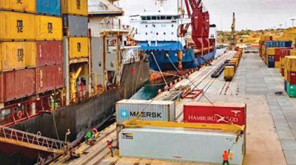 F&oacute;rum Brasil e Angola realiza-se em Luanda