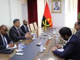 Delega&ccedil;&otilde;es de Angola e das Ilhas Maur&iacute;cias  - DR