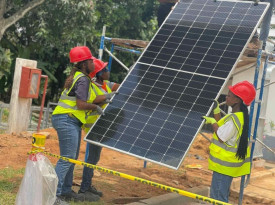 CEDEAO promove forma&ccedil;&atilde;o de jovens mulheres em energia solar - DR