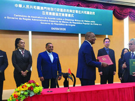 Assinatura de acordo entre Angola e Macau  - Edi&ccedil;&otilde;es Novembro 