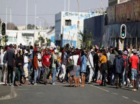 Manifestantes na &Aacute;frica do Sul - DR