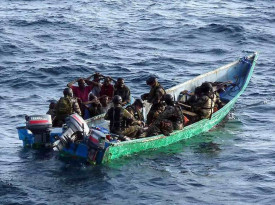 Pirataria regressa &agrave;s &aacute;guas da Som&aacute;lia - DR