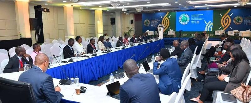 Banco Africano de Desenvolvimento cria plano de USD 5,1 mil milh&otilde;es
