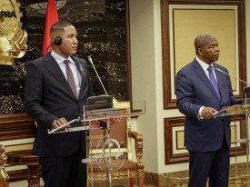Presidentes de Angola, Jo&atilde;o Louren&ccedil;o, e do Botswana, Duma Gideon Boko, na confer&ecirc;ncia de imprensa, em Luanda - CIPRA