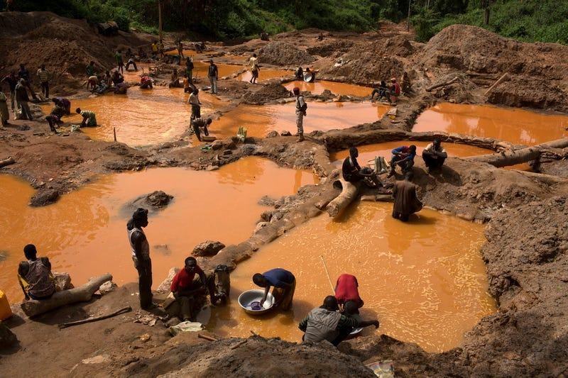 RCA encerra mina de ouro ap&oacute;s trag&eacute;dia que causou mais de 100 mortos