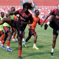 Jogadores do 1&ordm; de Agosto em prepara&ccedil;&atilde;o